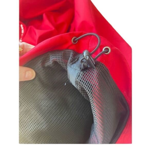 Men’s StormTech Red Yacht Club Zip Away Hood Windbreaker Rain Jacket as XL - Picture 10 of 10